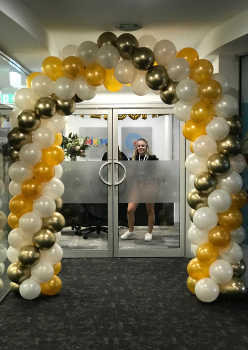 Medium Balloon Arch - Swirled